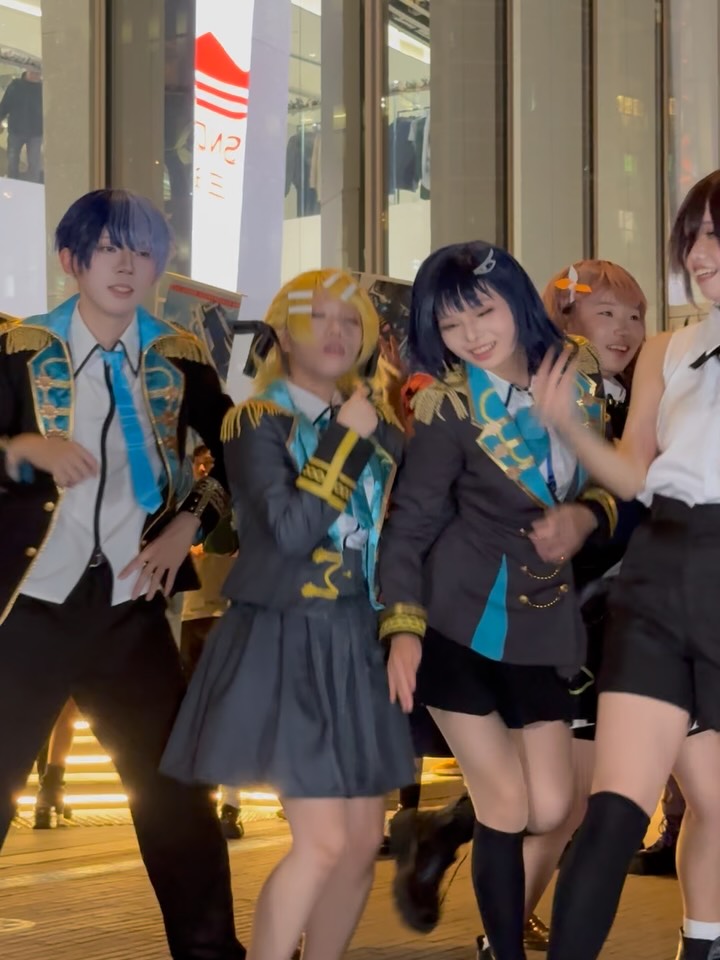 ［即時實況］≪彩天漫墟 Colourful Sky Comic Con 02≫ 動漫市集